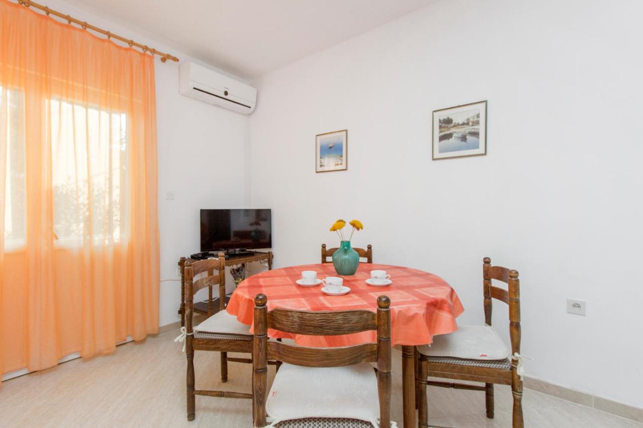 Apartments Ivan Vodice Luaran gambar